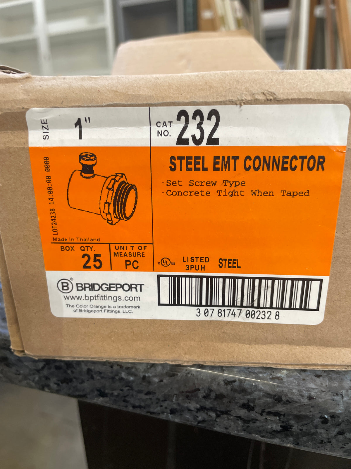 Bridgeport Steel EMT Connector, 1", Set Screw Type, New