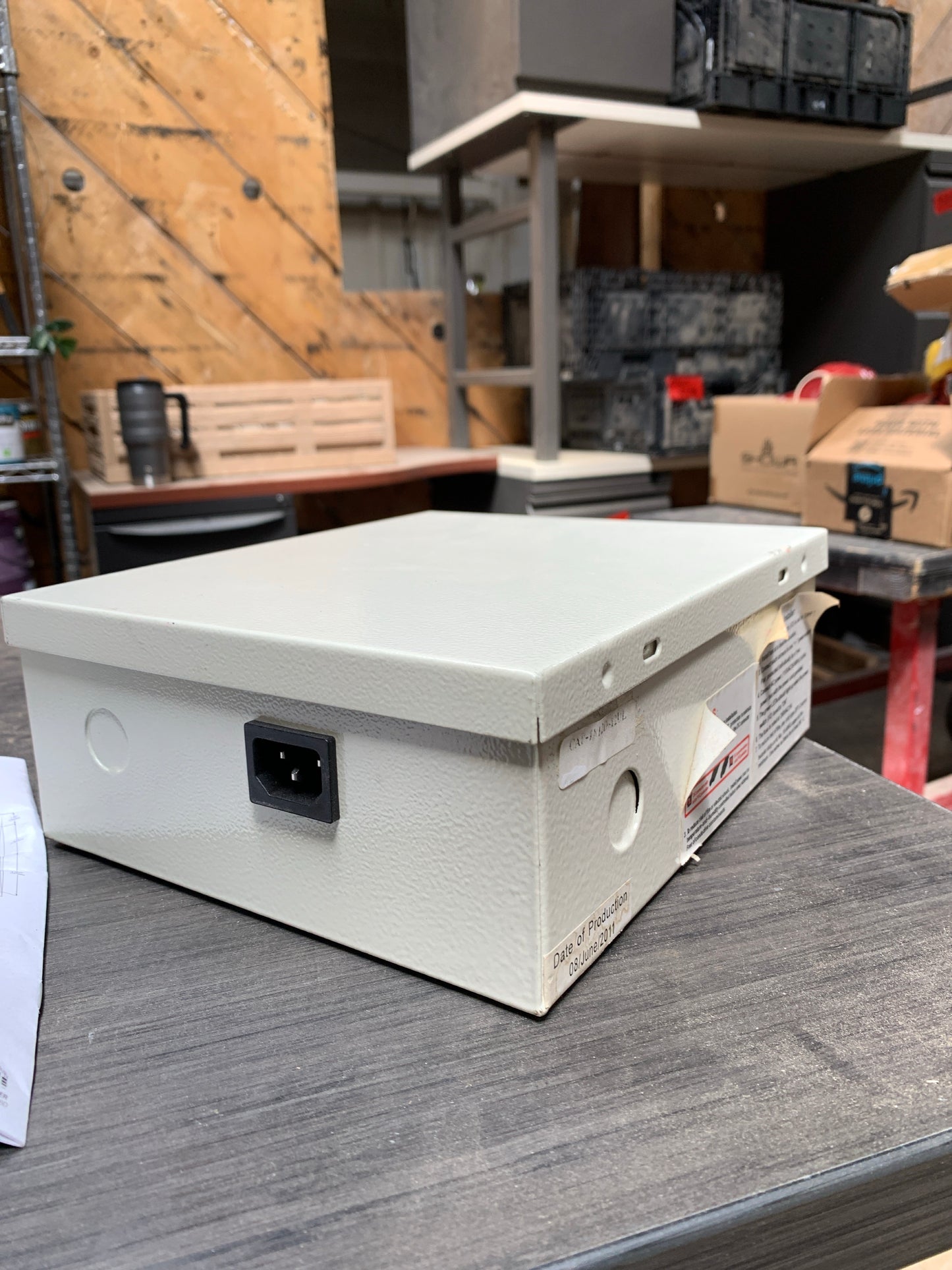 13.5" x 13" Metal CCTV Power Supply Enclosure – 18-Channel with Fuse Protection and LED Indicators 624.03